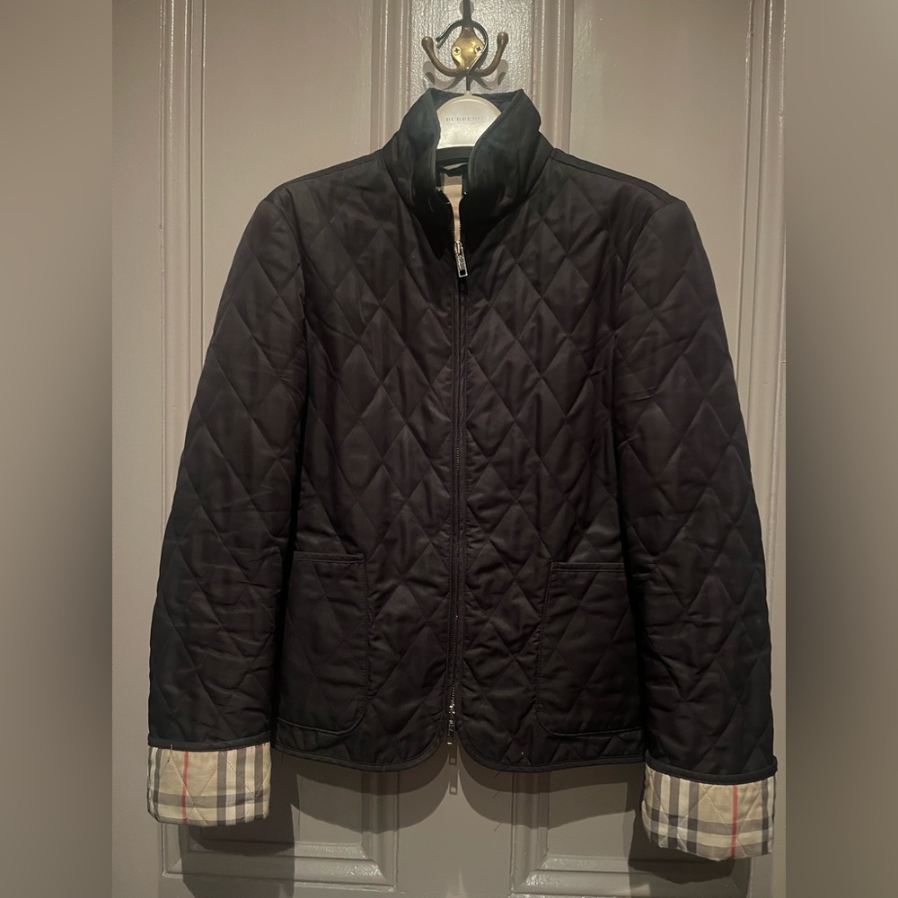 BURBERRY LONDON nylon quilted padded jacket.